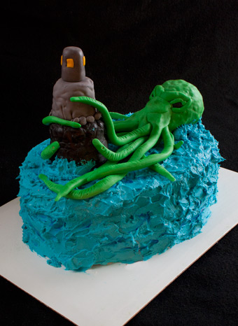 H.P. Lovecraft Cthulu cake